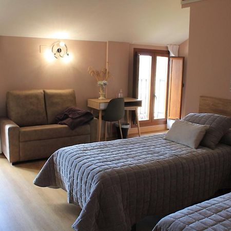 Apartamentos Turisticos Escorraladas Baltanas ภายนอก รูปภาพ