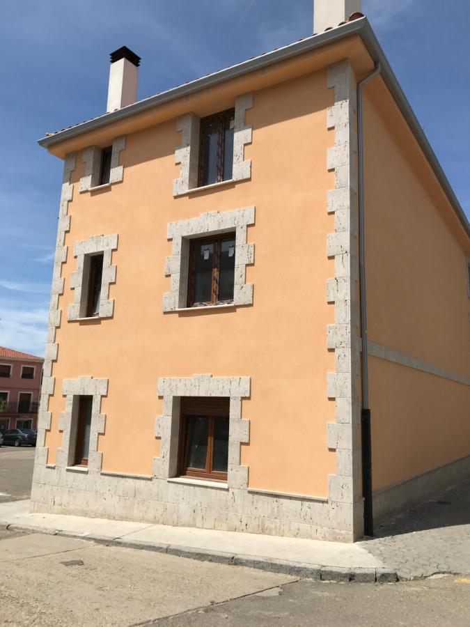 Apartamentos Turisticos Escorraladas Baltanas ภายนอก รูปภาพ