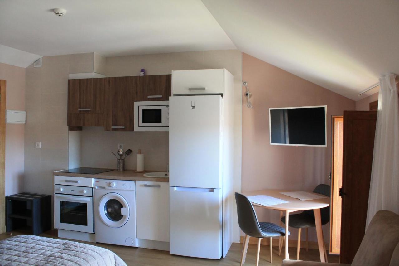 Apartamentos Turisticos Escorraladas Baltanas ภายนอก รูปภาพ